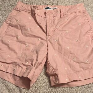 Old Navy | Embroidered Daisy Everyday Shorts